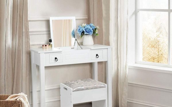 learn to decorate vanity table at home