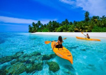 10 best places to sea kayak around the world