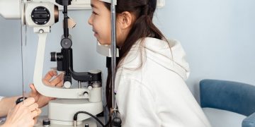 Ophthalmology clinical trial on a girl